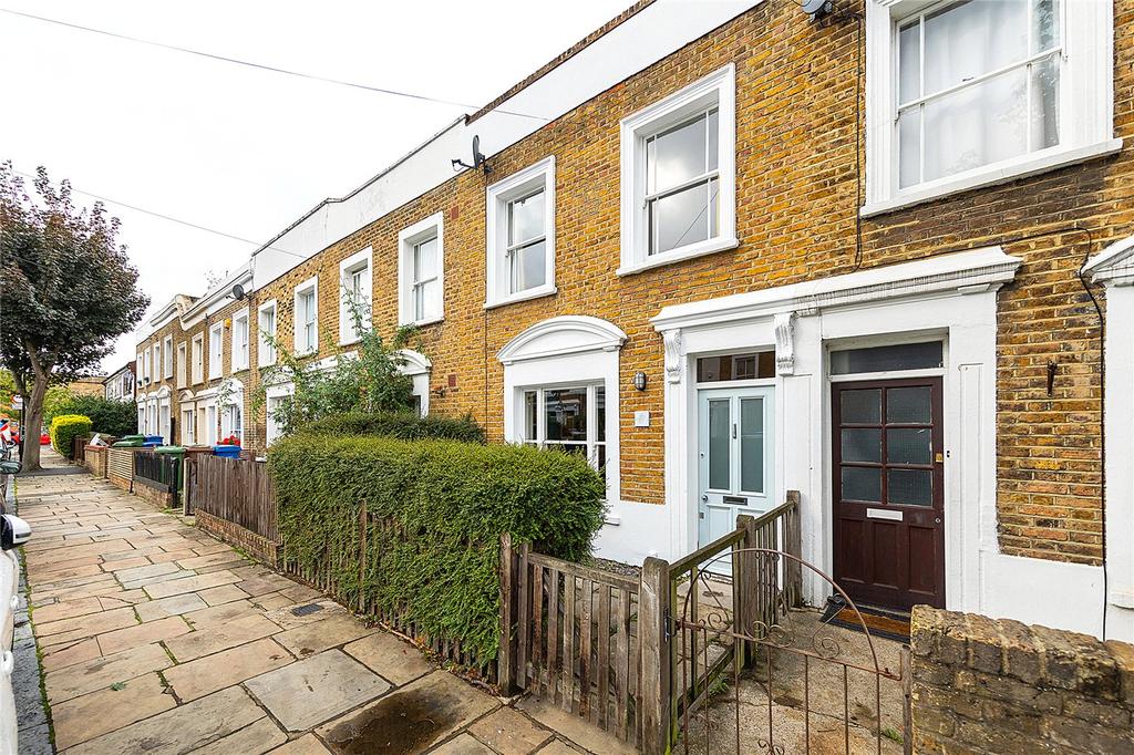 Nutfield Road, East Dulwich, London... 3 bed terraced house - £900,000