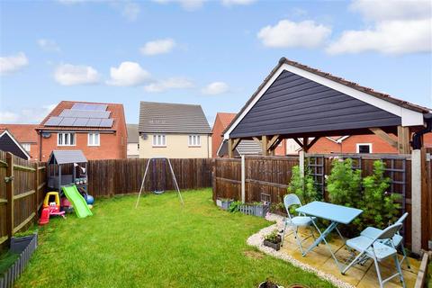 21 Arable Drive, Whitfield, Dover, CT16 3FE