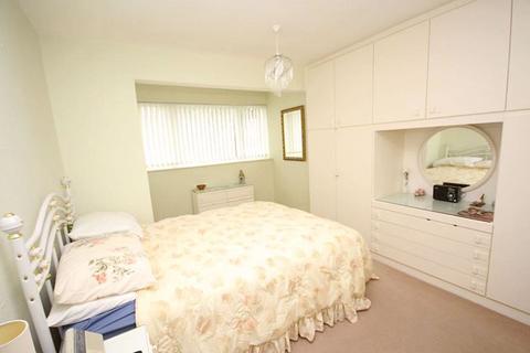 11 Adelphi Drive, Grimsby, DN33 3DT