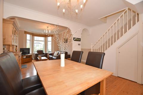 40 Halstead Road, London, E11 2AZ