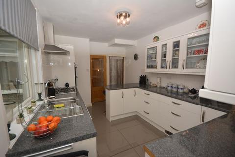 8 Hibbert Road, Neath, SA11 3DE