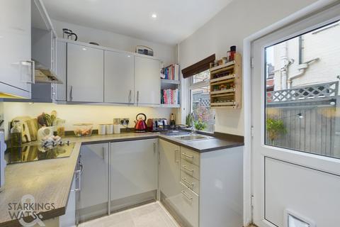 2 bedroom terraced house for sale, Florence Road, Norwich