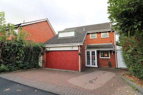 2 Cricket Close, Walsall, WS5 3PU