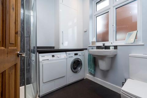 20 Hurst Road, Sidcup, DA15 9AA