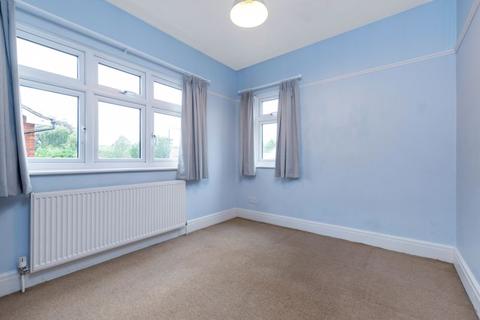 20 Hurst Road, Sidcup, DA15 9AA