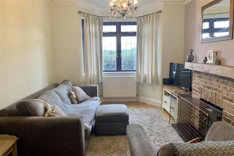 96 Shirehall Road, Dartford, DA2 7SF