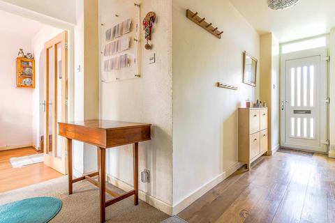 19 Stewards Green Road, Epping, CM16 7DA