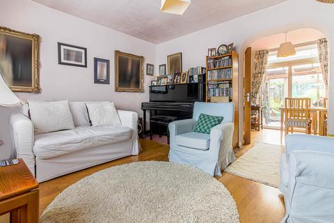 19 Stewards Green Road, Epping, CM16 7DA
