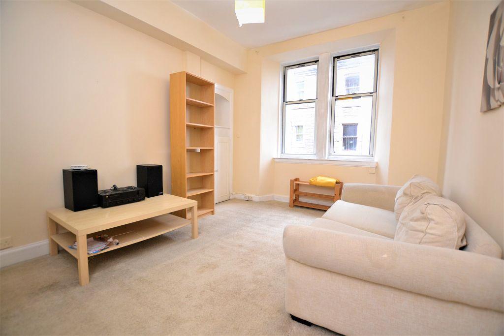 Angle Park Terrace, Edinburgh Available Now 1 bed flat £730 pcm (£168 pw)
