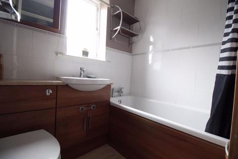 10 Beaumont Close, Tipton, DY4 9TB