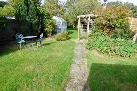 21 Cannonside, Fetcham, Leatherhead, KT22 9LE