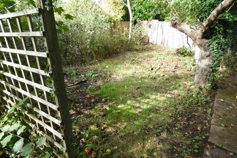 21 Cannonside, Fetcham, Leatherhead, KT22 9LE