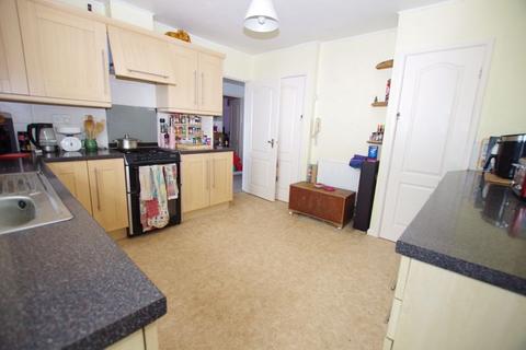 3 Greenfields Avenue, Banwell, BS29 6AU