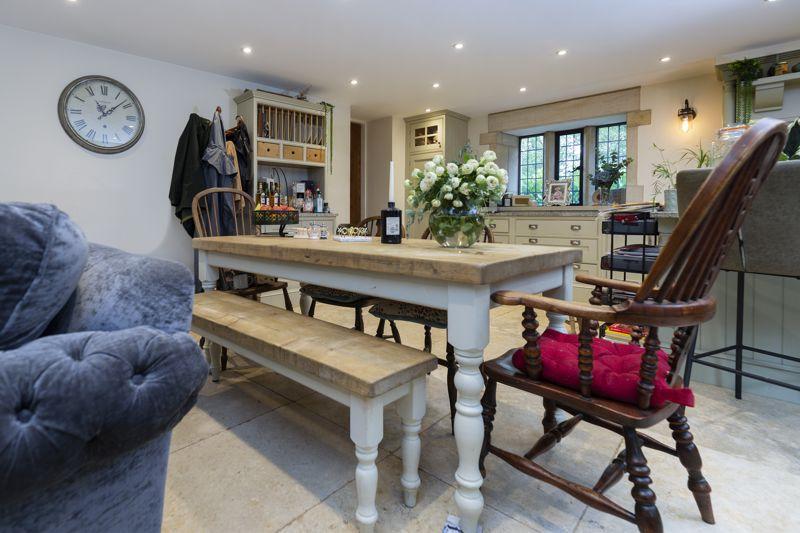 Living Dining...