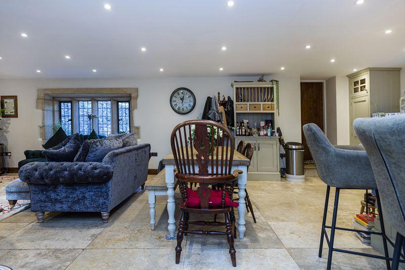 Living Dining...