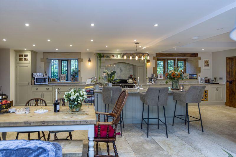 Living Dining...