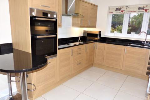 1 Fennel Grove, Streetly, Sutton Coldfield, B74 3QY