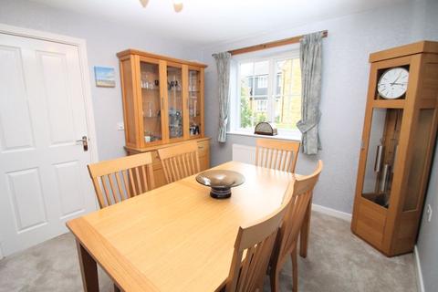 58 Campbell Road, Hawkinge, Folkestone, CT18 7TL