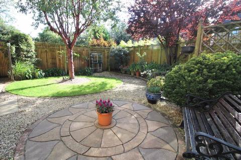58 Campbell Road, Hawkinge, Folkestone, CT18 7TL