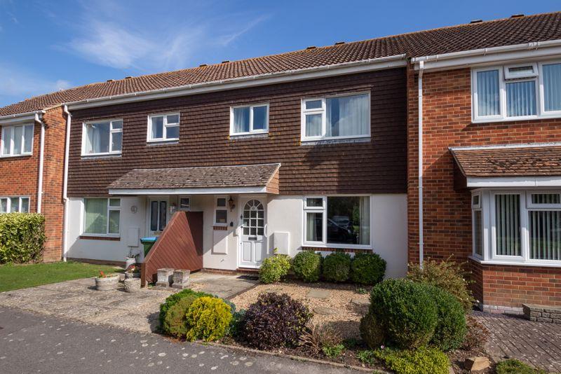 Tinghall, Aldwick Felds, PO21 3RJ 3 bed terraced house £285,000