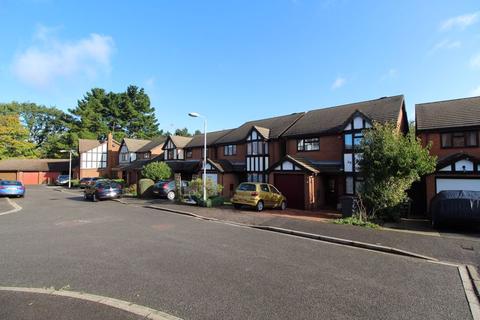 45 Tameton Close, Luton, LU2 8UX
