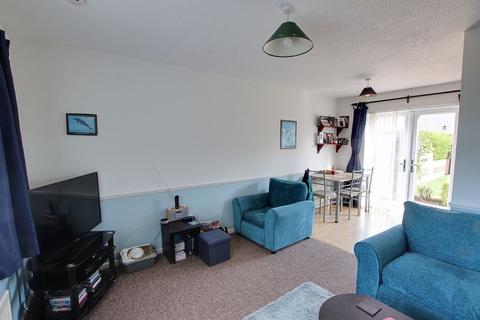 16 Brook Road, Trowbridge, BA14 9DR