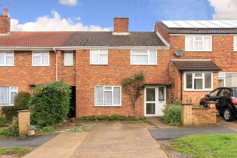 Meadow Road, Hemel Hempstead 4 bed terraced house £355,000