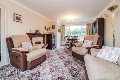 4 Melrose Place, Leek, ST13 8LY