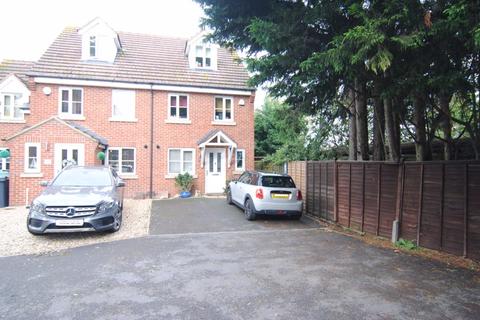 14 Country View, Gloucester, GL4 6RF