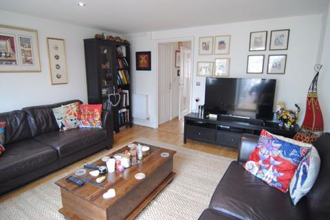 14 Country View, Gloucester, GL4 6RF