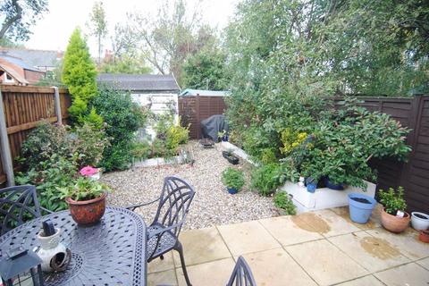14 Country View, Gloucester, GL4 6RF