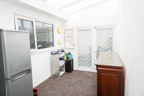 290 Deane Road, Bolton, BL3 5HH
