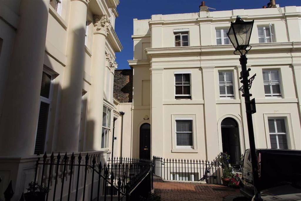 Lansdowne Square, Hove 1 bed apartment £250,000