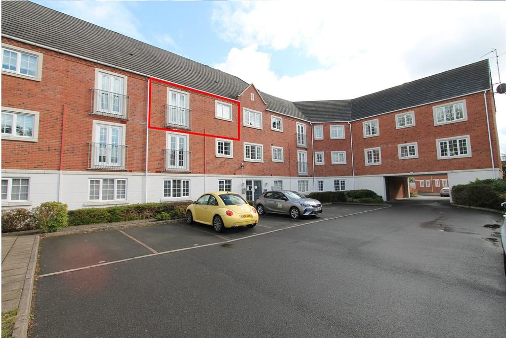 Donnington Court, Dudley, DY1 2 bed apartment £119,500