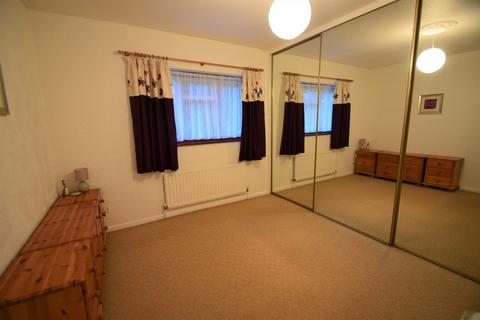 68 Hurst Hill, Chatham, ME5 9BU