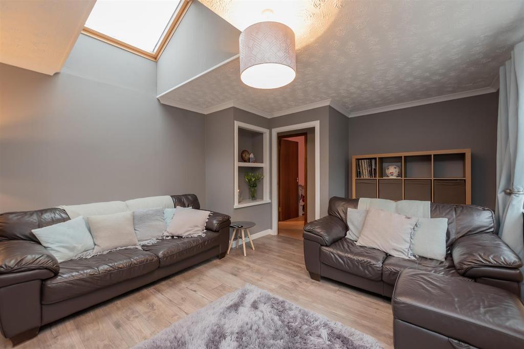 Woodlea Park, Sauchie, Alloa 3 bed terraced house £114,995