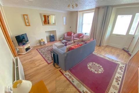 Tymelyn Cottage Castle Square, Cilgerran, Cardigan, SA43 2SD