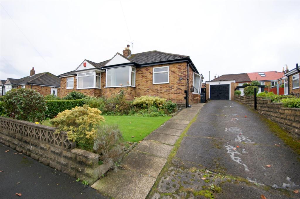 Devon Way, Brighouse 2 bed semidetached bungalow £160,000