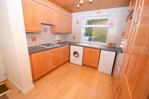 47 Devon Way, Brighouse, HD6 4DT