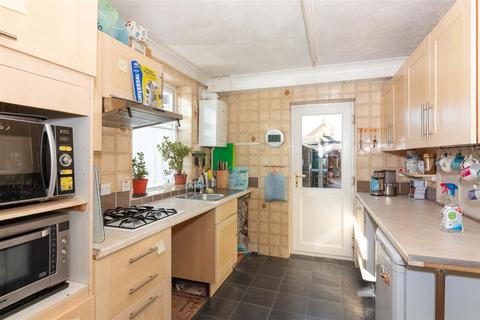 27 The Avenue, Goring By Sea, Worthing, BN12 6HS