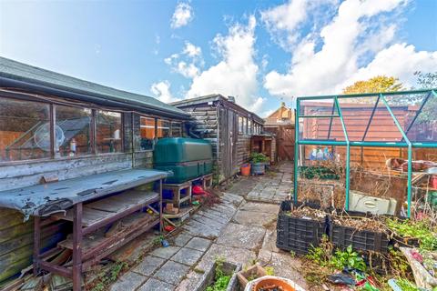 27 The Avenue, Goring By Sea, Worthing, BN12 6HS