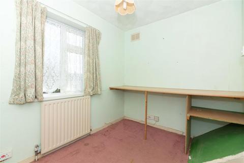 27 The Avenue, Goring By Sea, Worthing, BN12 6HS