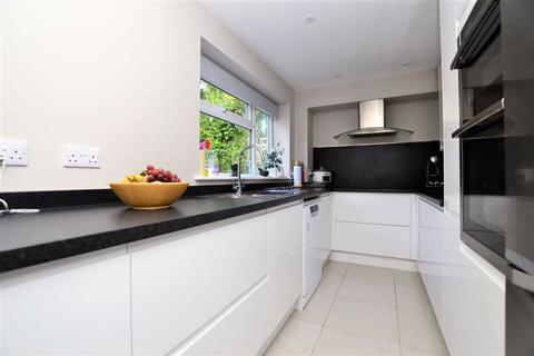 16 Highbridge Close, Caversham, Reading, RG4 6PH