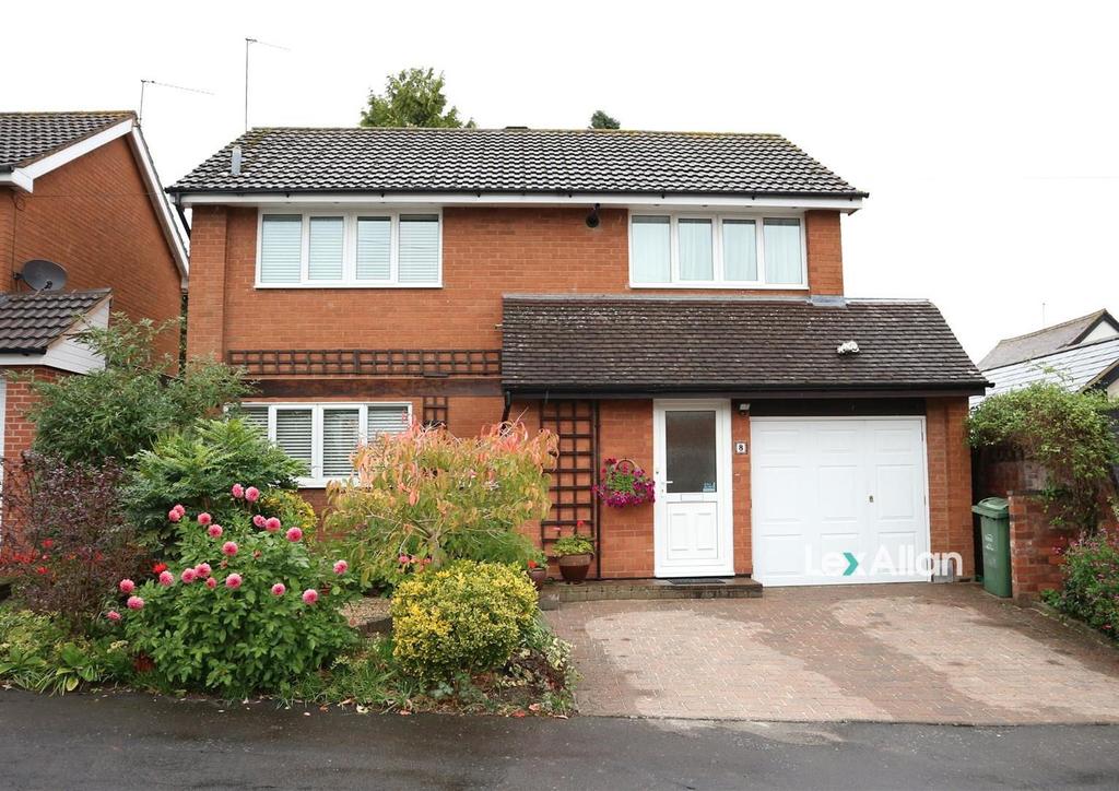 Falcon Rise off Ridge Street, Wollaston 4 bed house £380,000