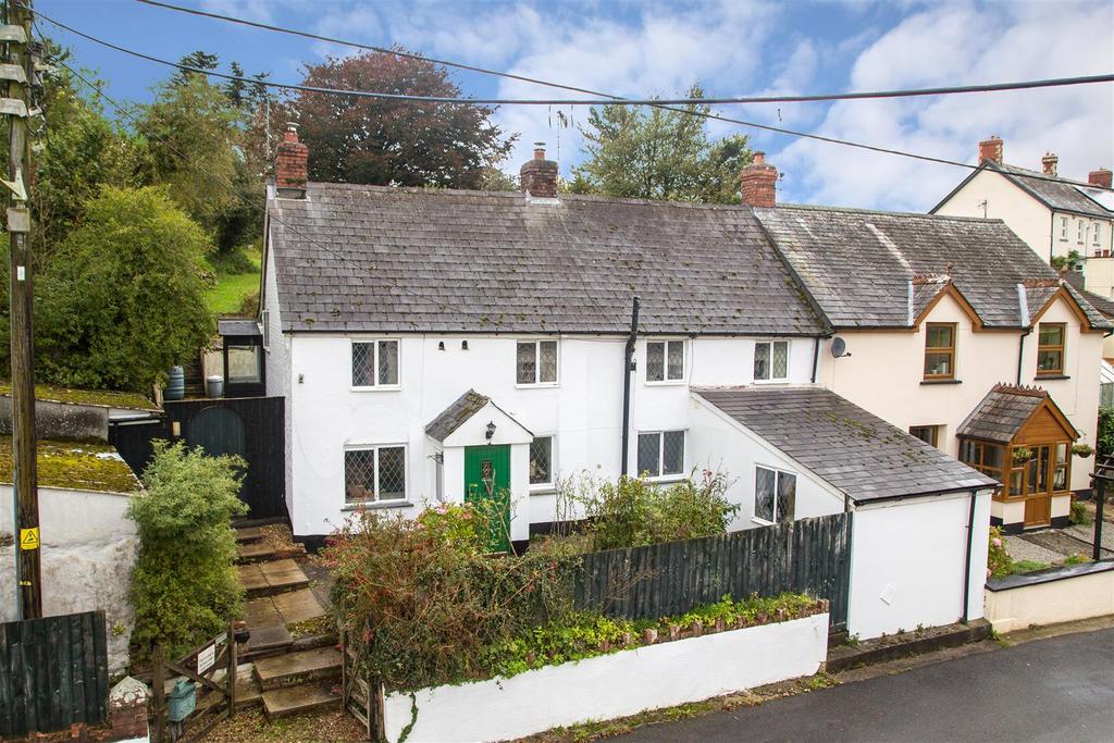 Black Torrington, Beaworthy 3 bed semidetached house £345,000