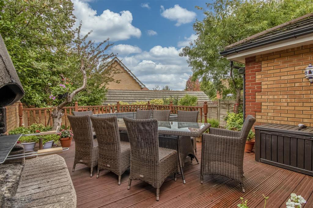 Rear Garden 3.jpg