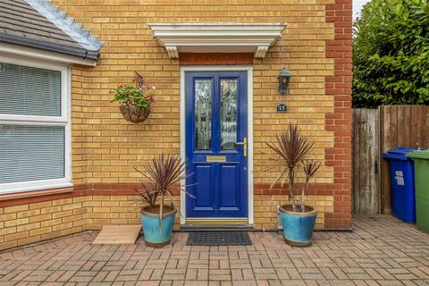 15 Bark Burr Road, Grays, RM16 6PL