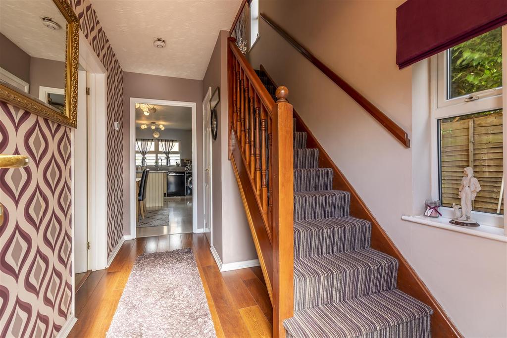 Hallway 3.jpg