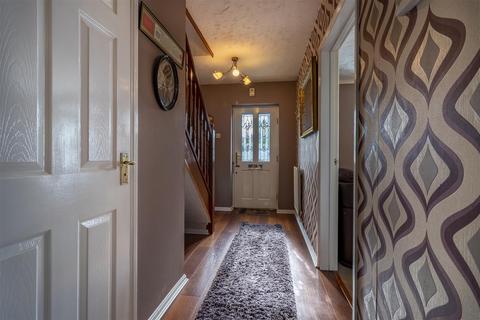 15 Bark Burr Road, Grays, RM16 6PL