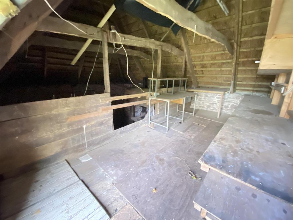 Top part of barn